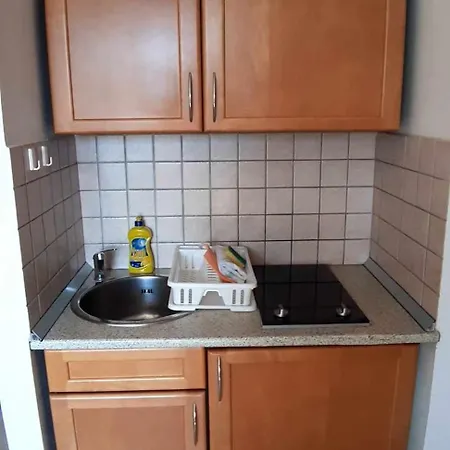 Apartment 30 M From The Crikvenica